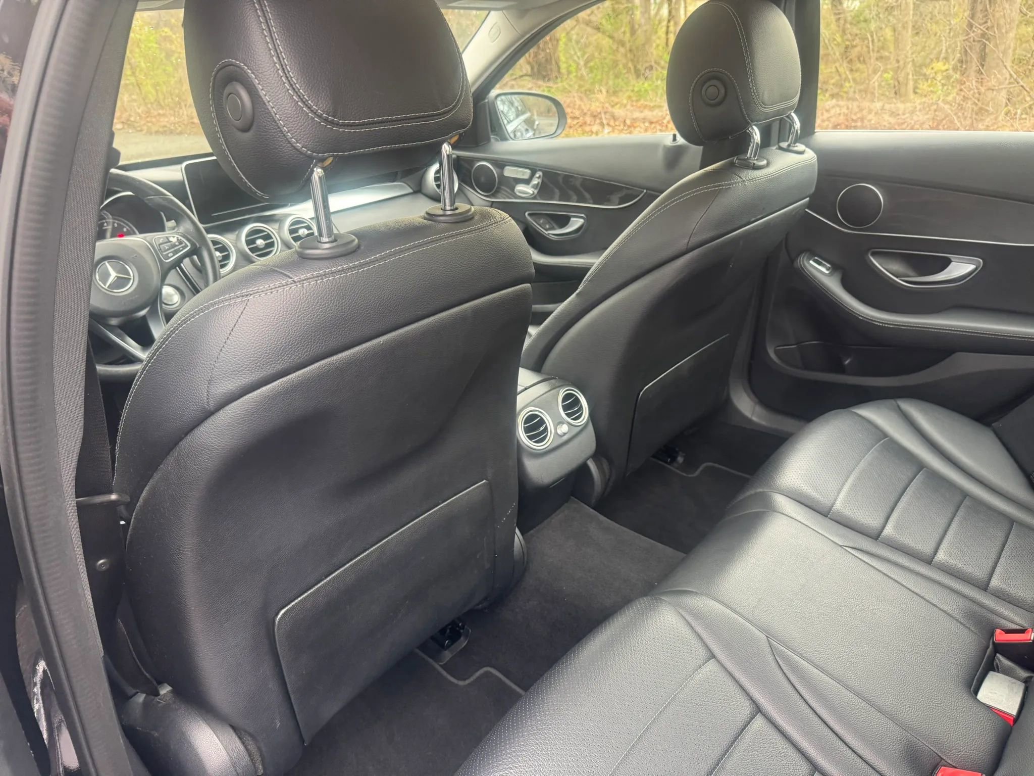 Used 2017 Mercedes-Benz C 300 Sedan image 23