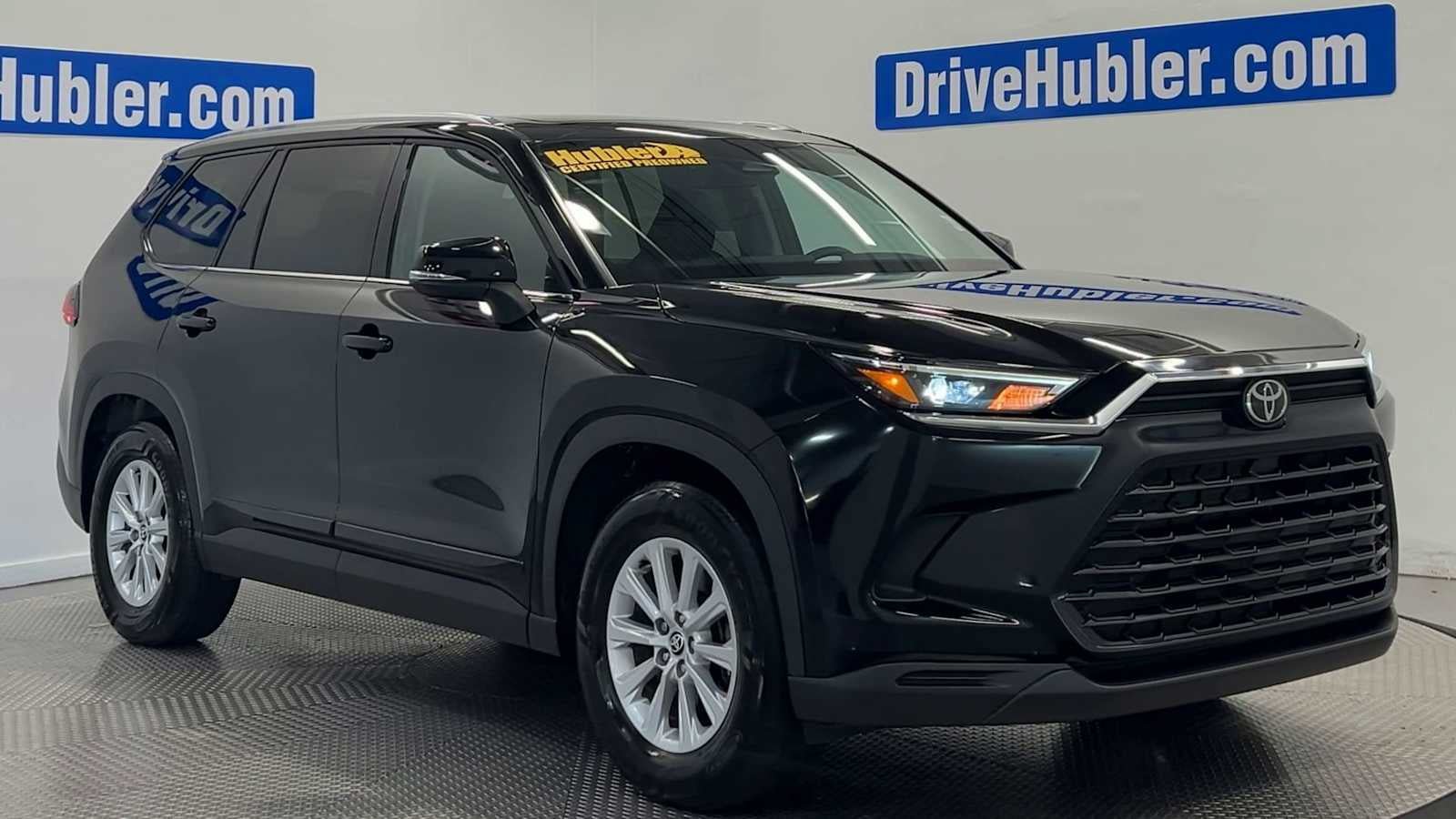 Used 2025 Toyota Grand Highlander AWD image 2