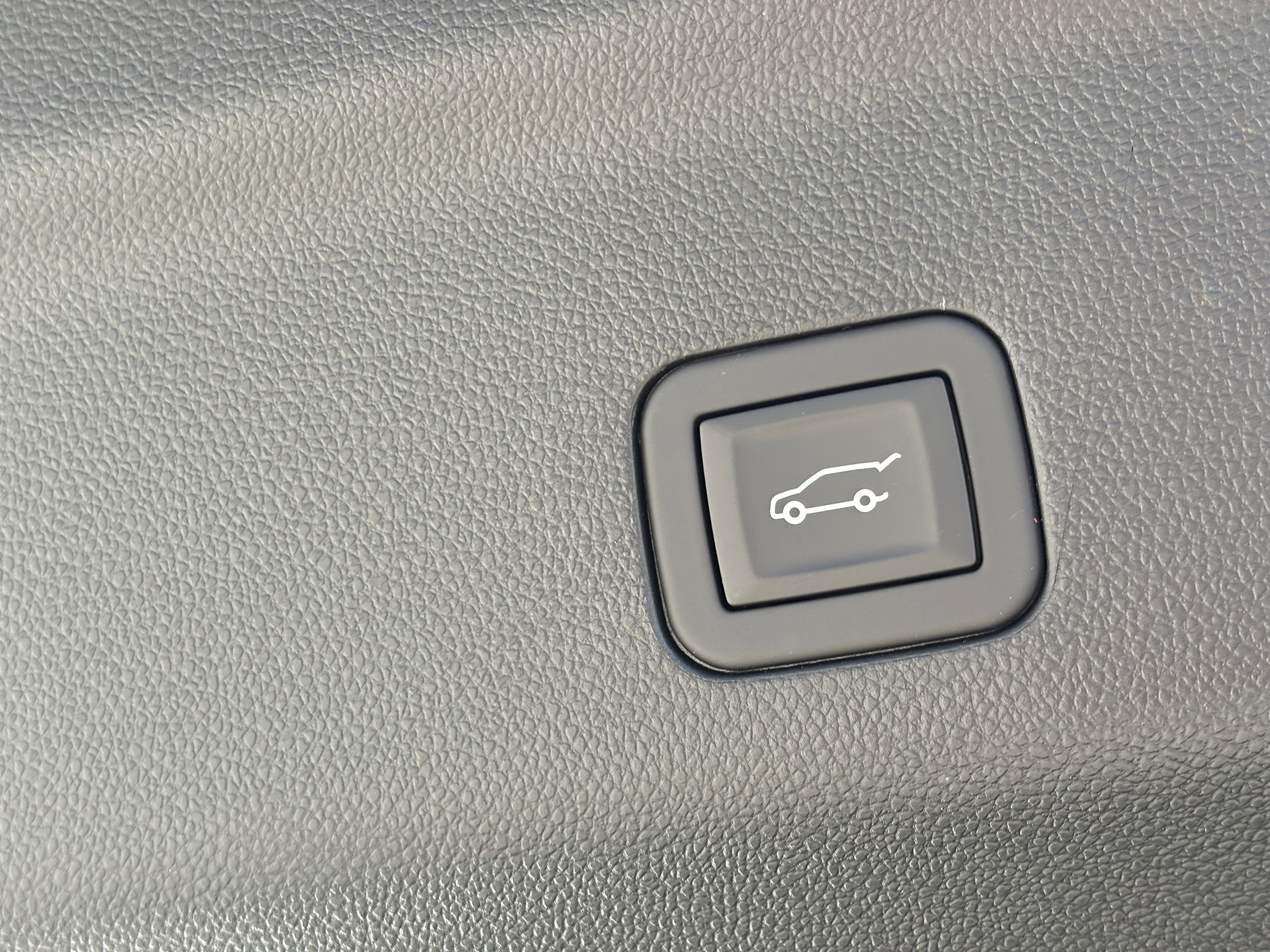 New 2026 Cadillac Escalade Luxury w/ Touring Package image 11