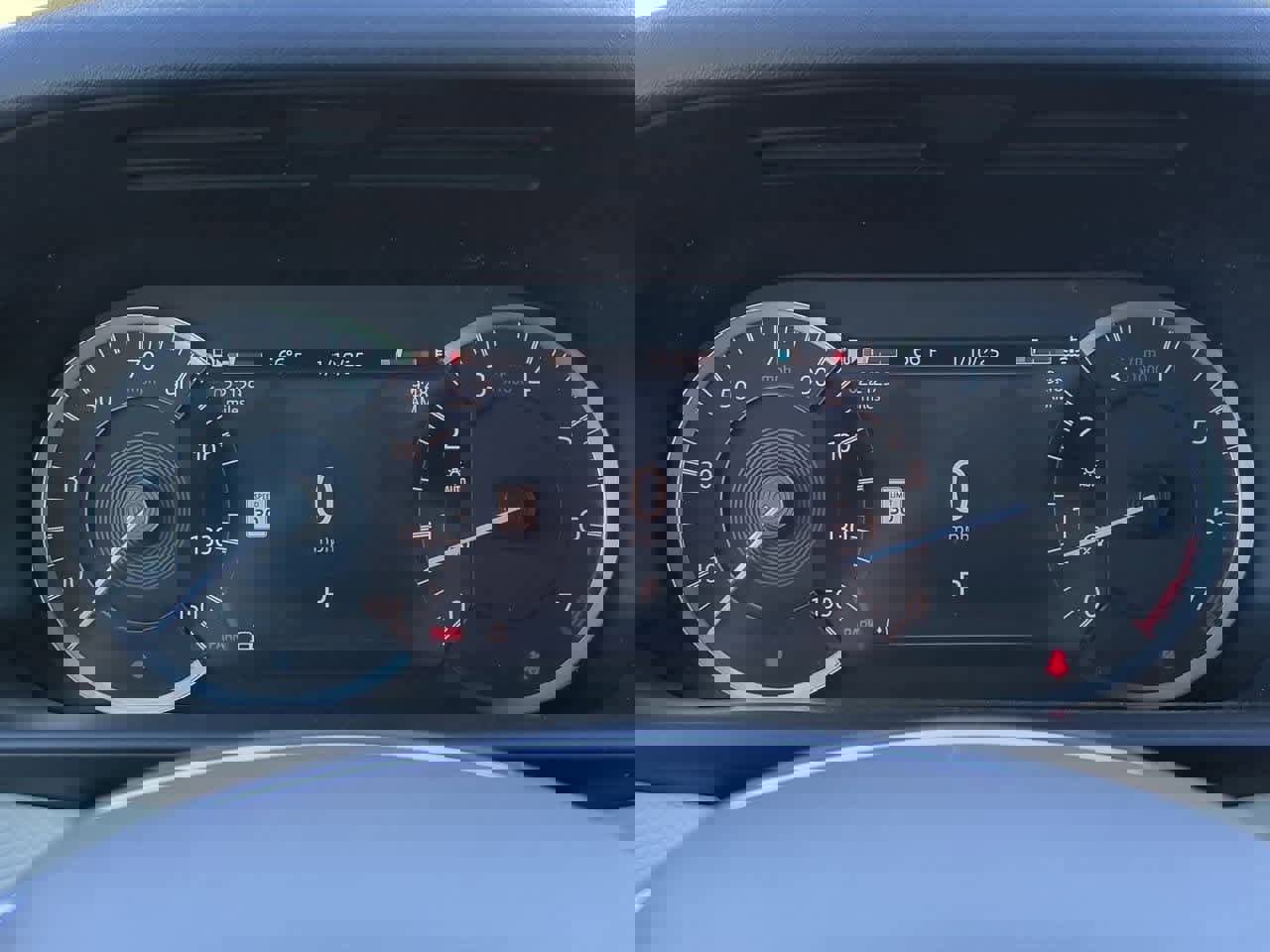 Used 2023 Land Rover Discovery S R-Dynamic image 34