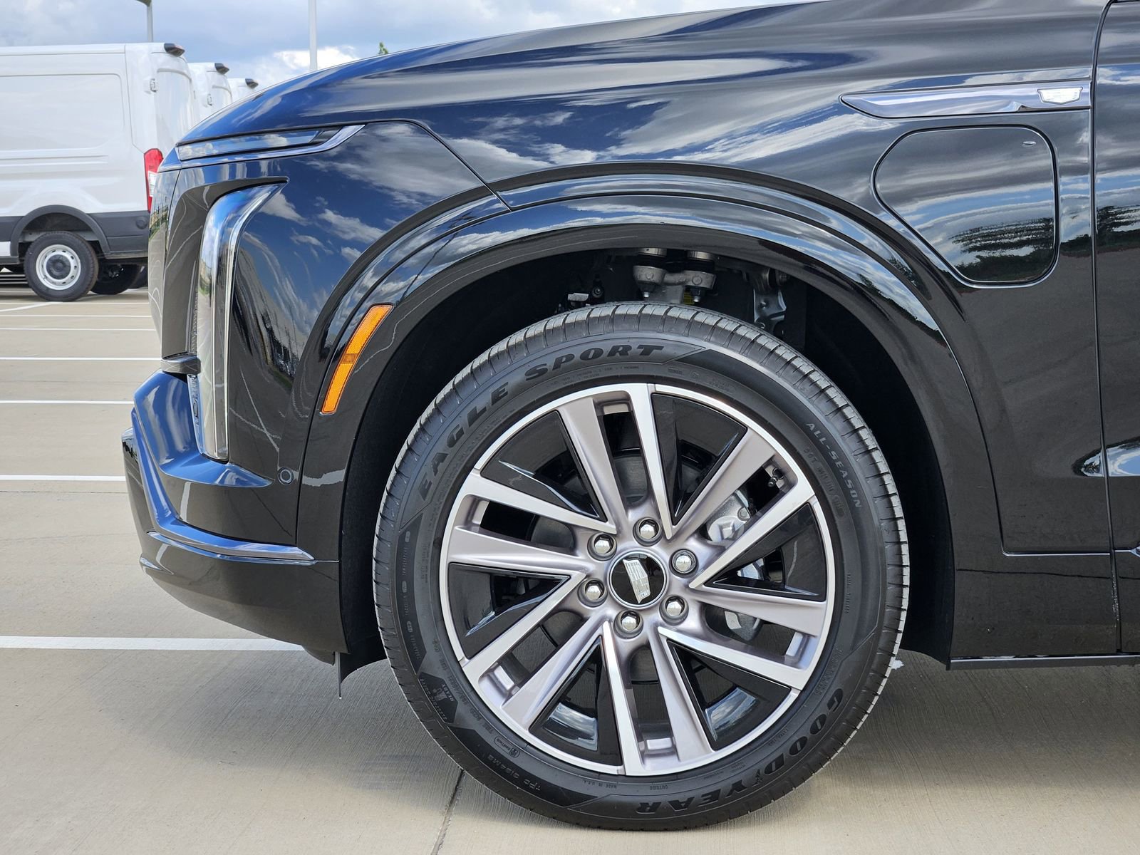 New 2026 Cadillac Vistiq Sport image 9