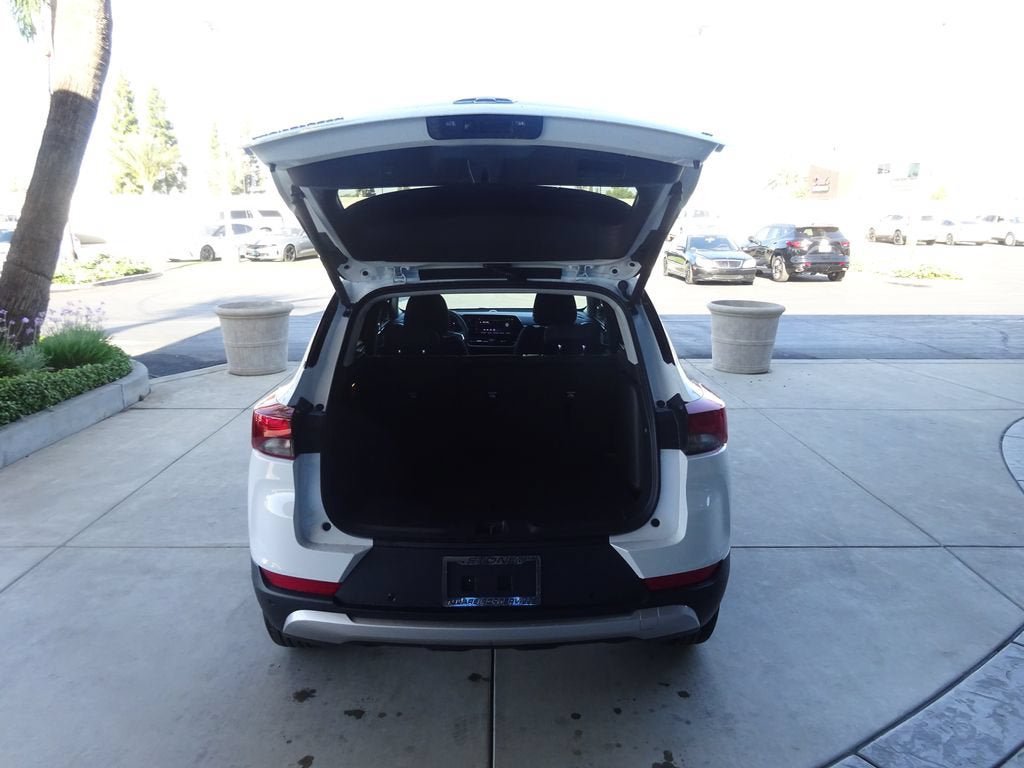 New 2026 Chevrolet TrailBlazer LT w/ Convenience Package FWD image 28