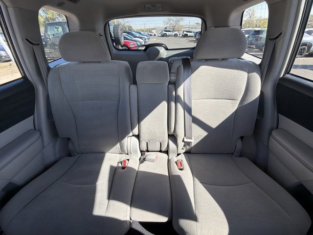 Used 2013 Toyota Highlander Plus w/ Protection Pkg AWD/4WD image 16