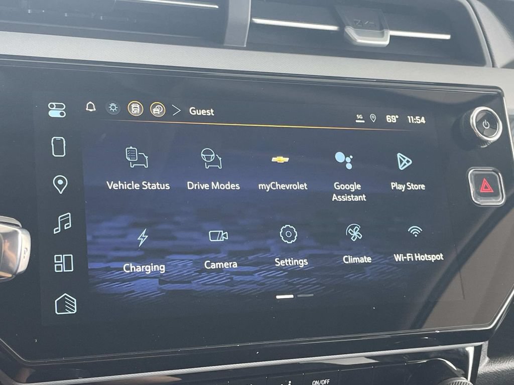 New 2027 Chevrolet Bolt LT FWD image 17