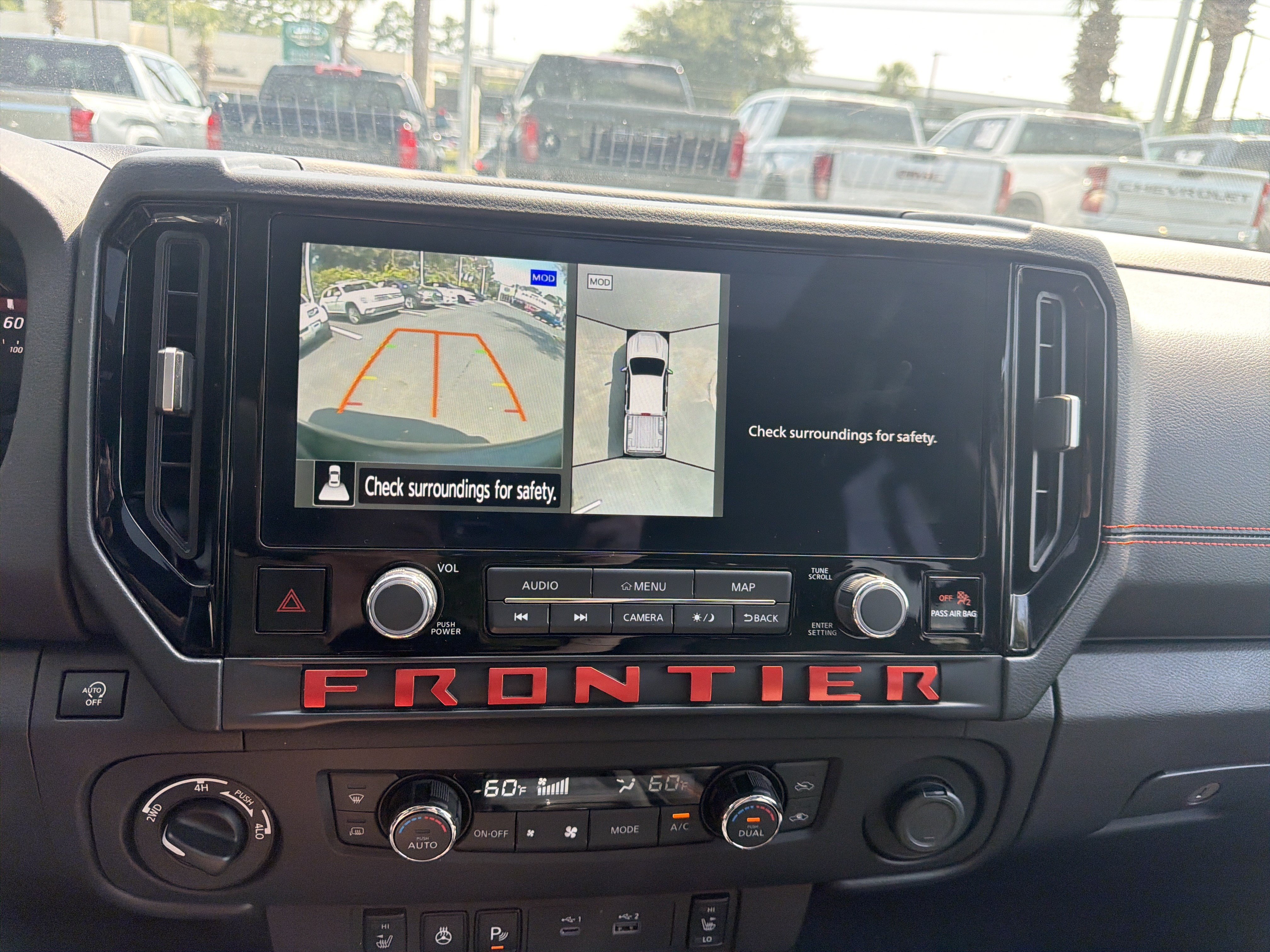 Used 2025 Nissan Frontier PRO-4X w/ Pro Premium Package AWD/4WD image 25