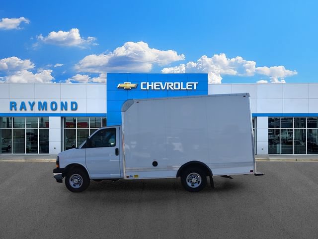 New 2026 Chevrolet Express 3500 w/ Power Convenience Package RWD image 7