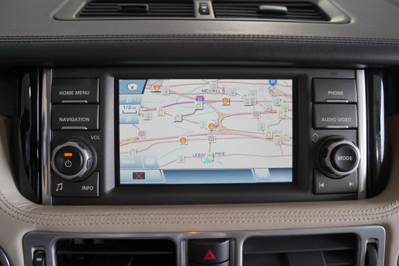 Used 2011 Land Rover Range Rover Autobiography image 18
