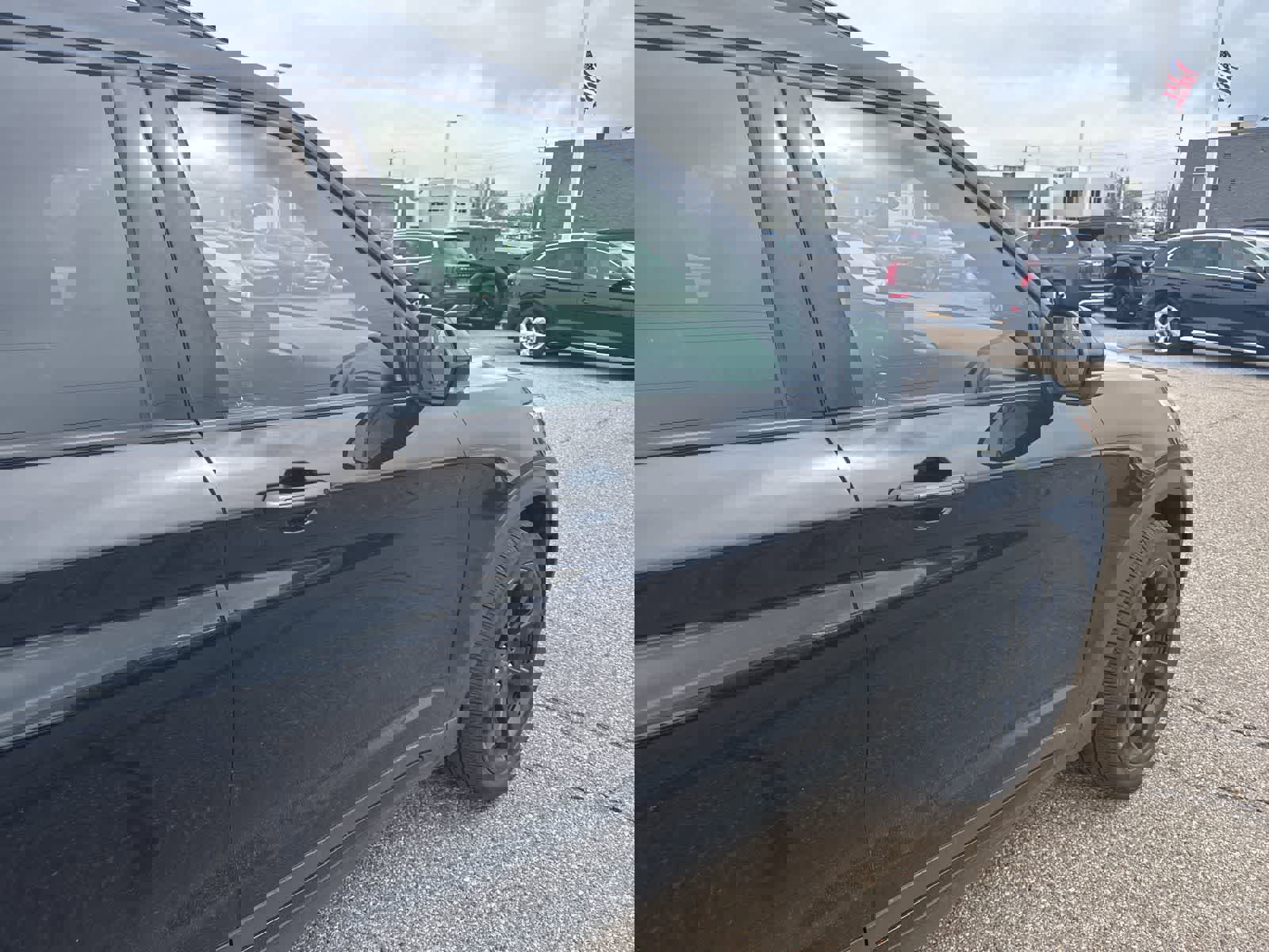 Used 2020 Ford Explorer ST w/ ST Street Pack image 7