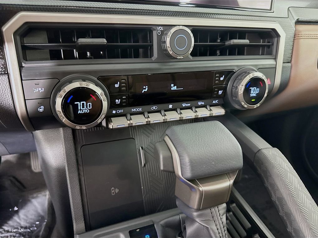 Used 2026 Toyota 4Runner Limited AWD/4WD image 20