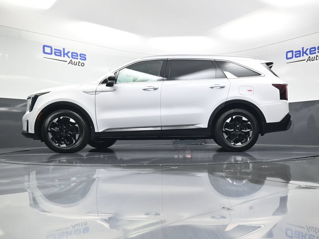 New 2025 Kia Sorento S w/ Panoramic Sunroof Package FWD image 38