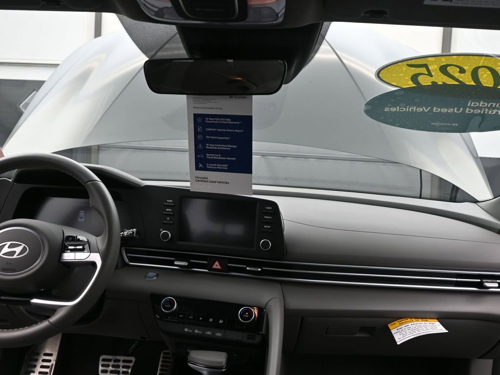 Certified 2025 Hyundai Elantra Sport image 15