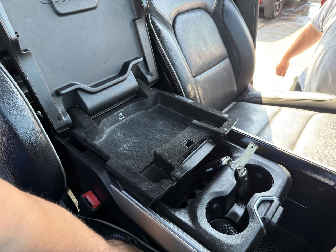 Used 2019 RAM 1500 Laramie AWD/4WD image 36