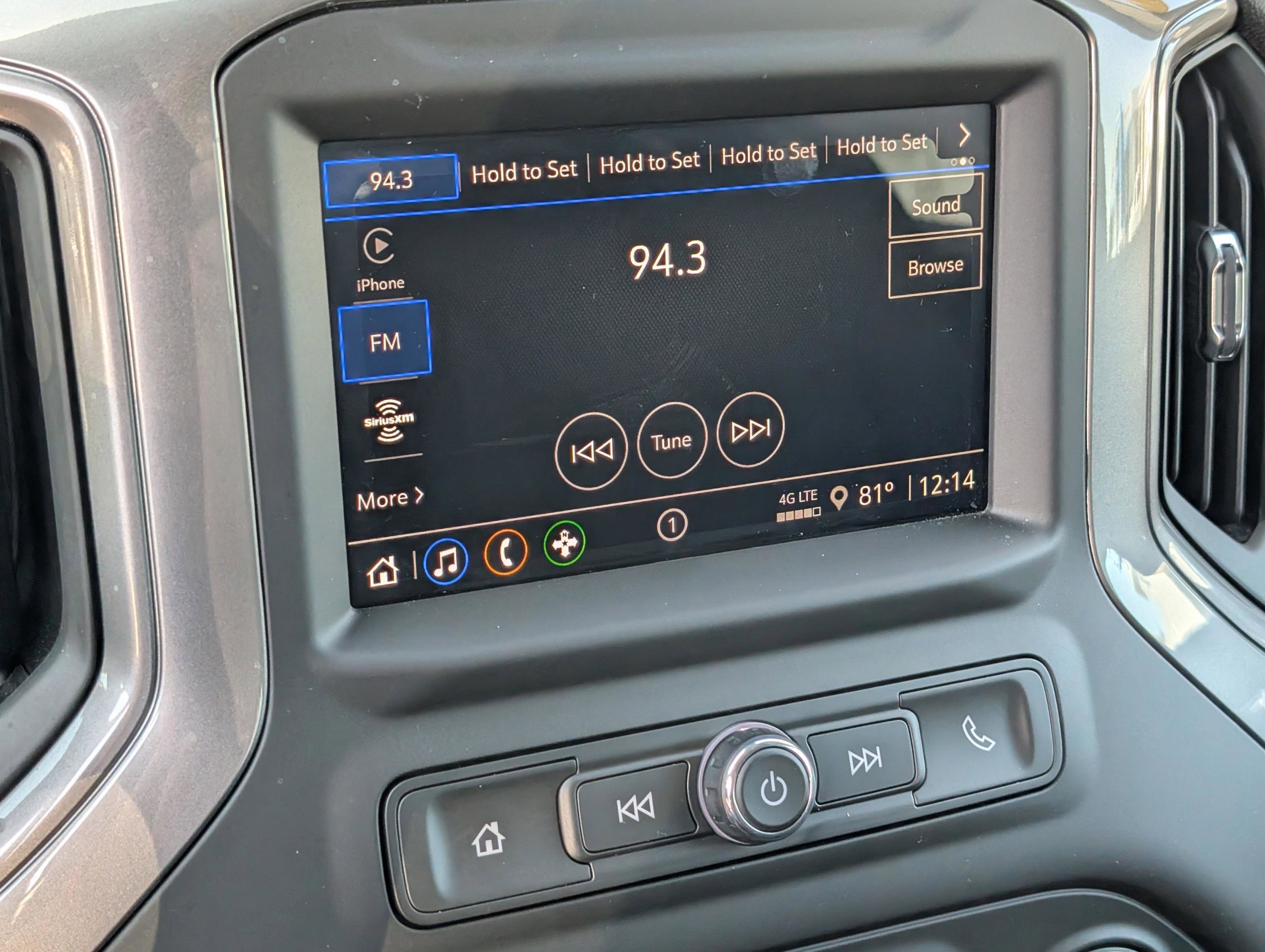 Used 2025 Chevrolet Silverado 1500 Custom image 21