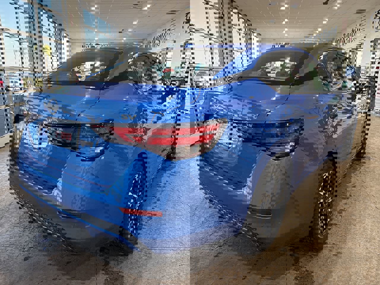 Used 2024 Nissan Sentra SV image 2