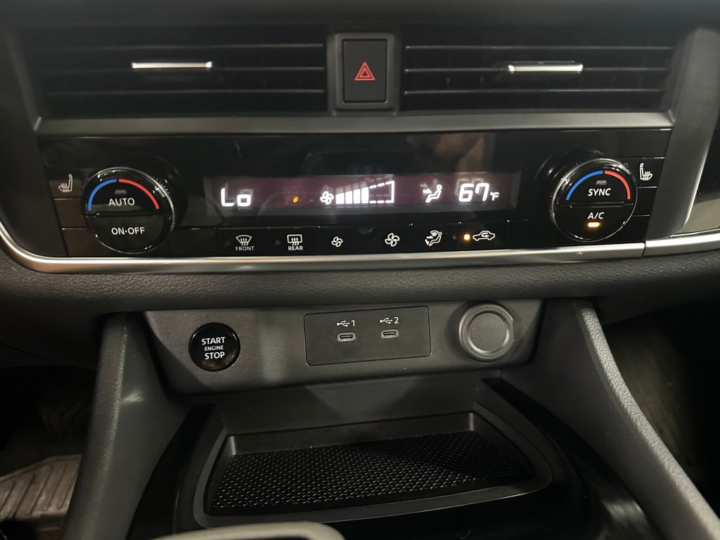 Used 2026 Nissan Rogue SV AWD/4WD image 15