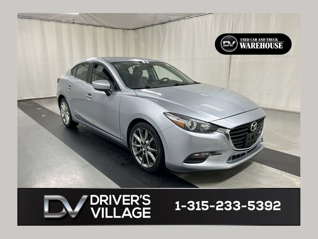 Used 2017 MAZDA MAZDA3 Touring FWD image 1