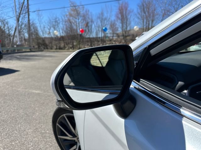 Used 2023 Toyota Camry XLE image 17