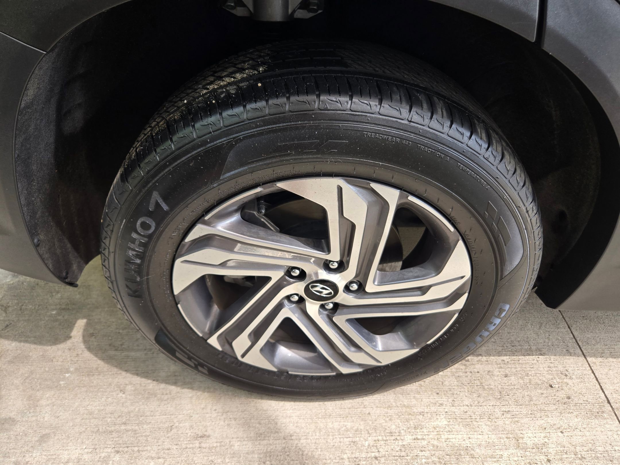 Used 2023 Hyundai Santa Fe SEL FWD image 10