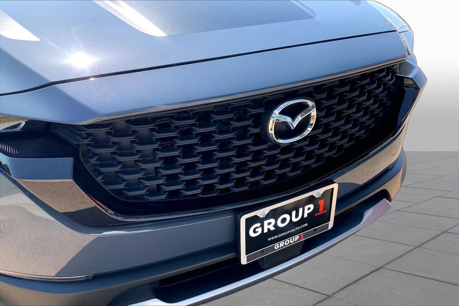 Used 2023 MAZDA CX-50 Meridian Edition w/ Apex Package AWD/4WD image 37