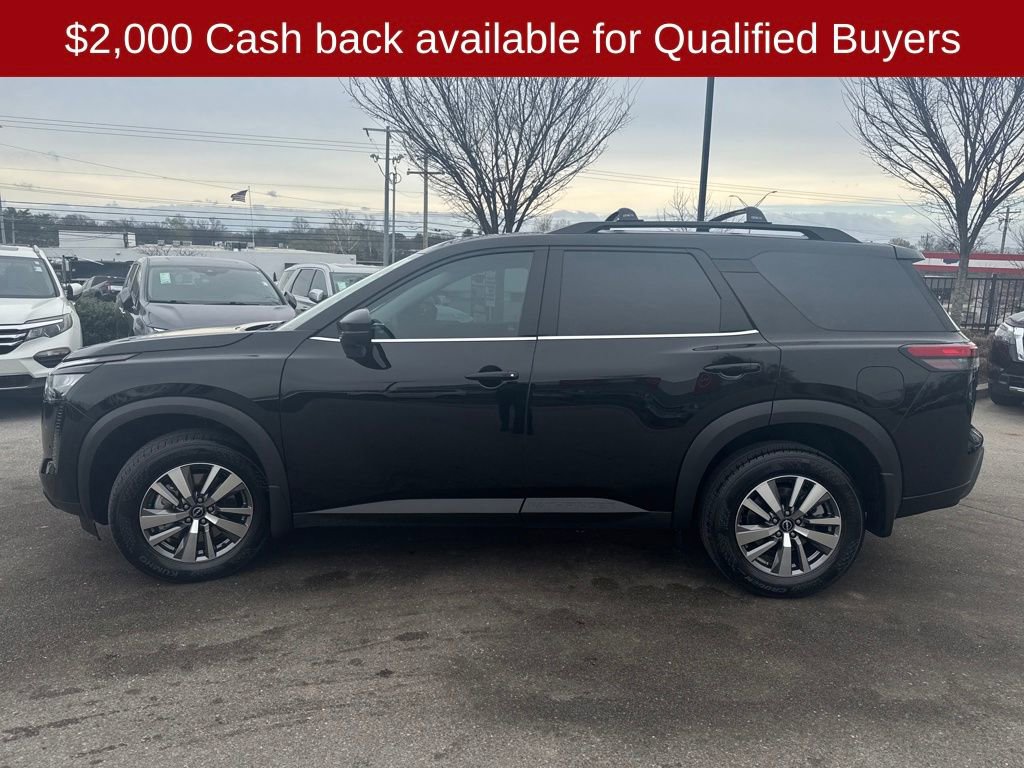 New 2026 Nissan Pathfinder SL image 4