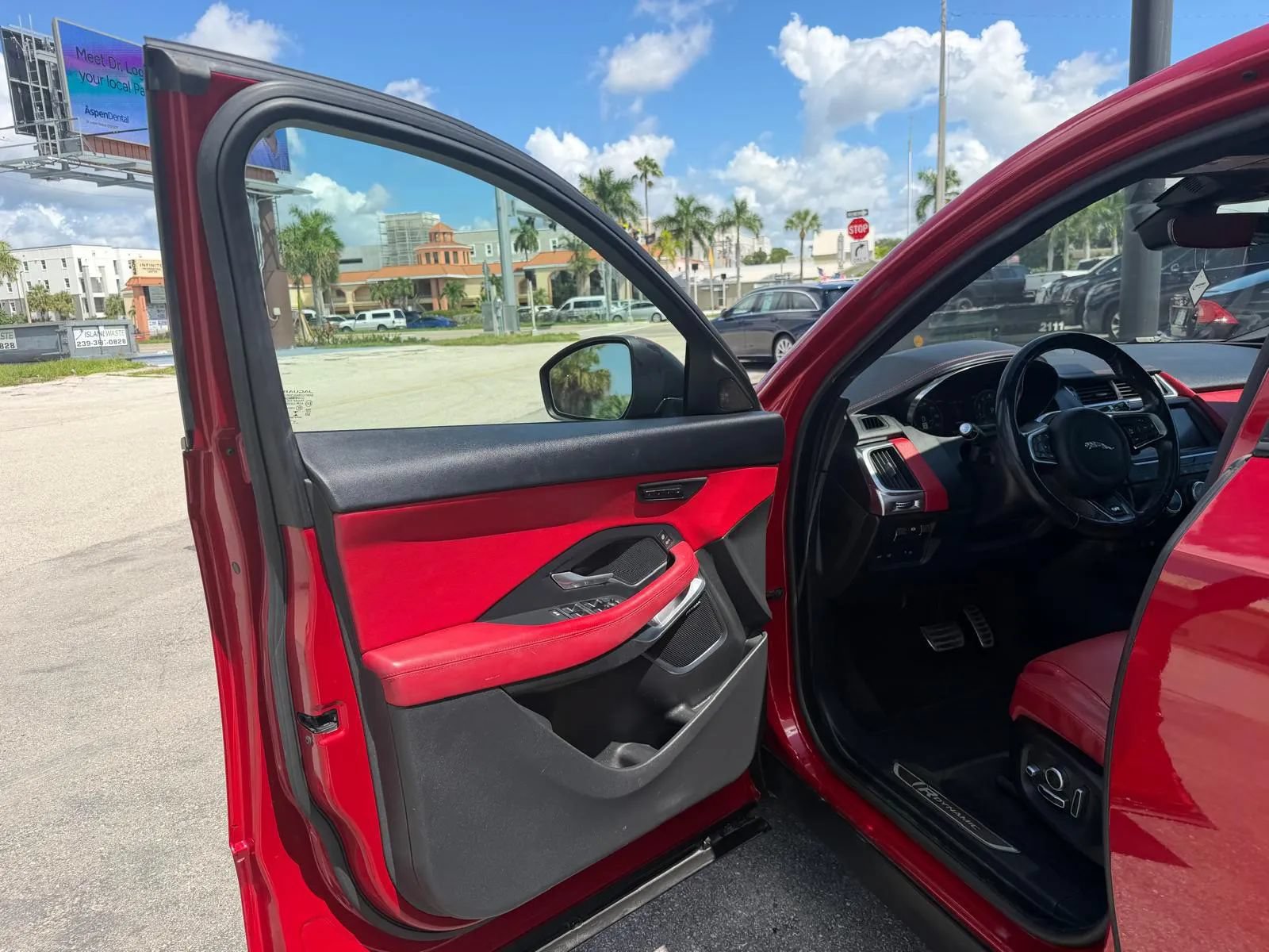 Used 2019 Jaguar E-PACE R-Dynamic HSE AWD/4WD image 11