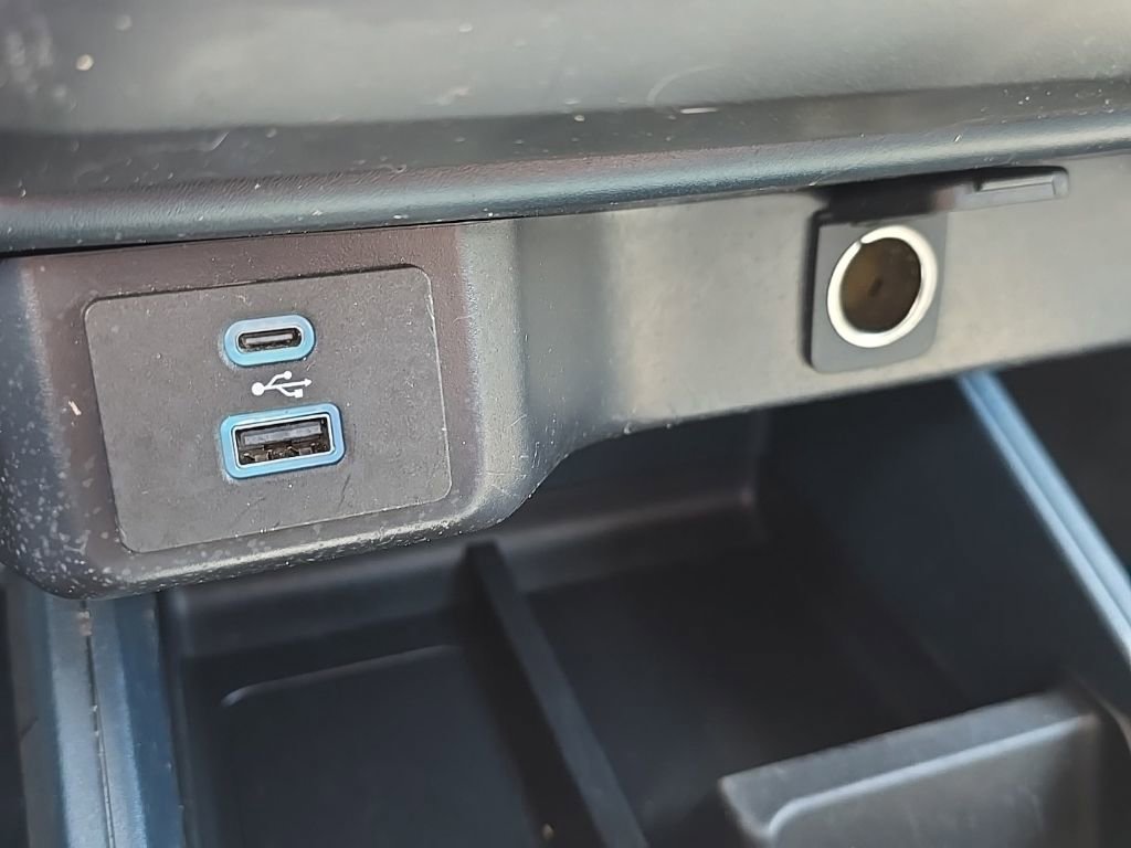 Used 2023 Ford Maverick XL FWD image 31