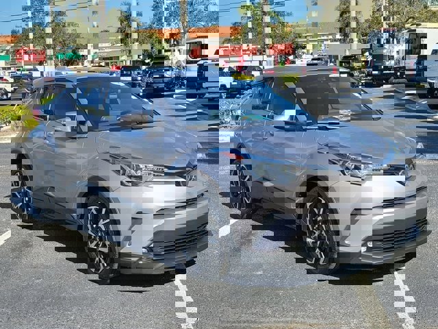 Used 2019 Toyota C-HR Limited image 29
