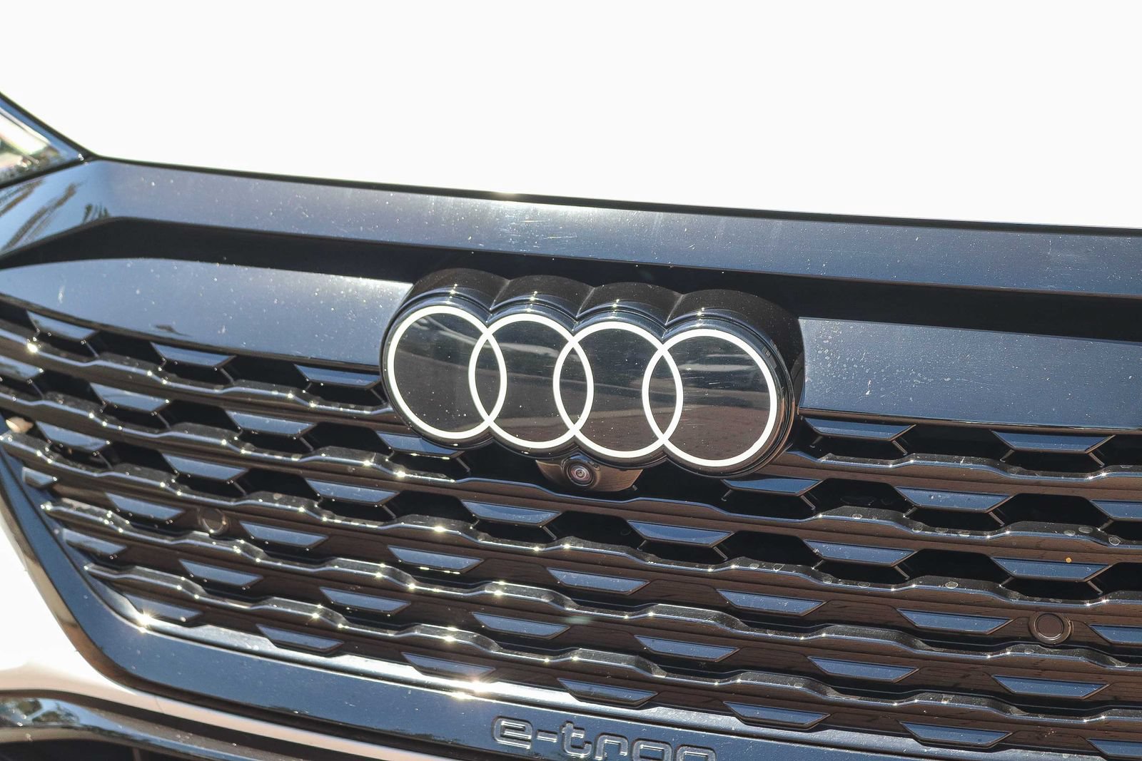 Certified 2024 Audi Q8 e-tron Prestige w/ Prestige Package AWD/4WD image 13
