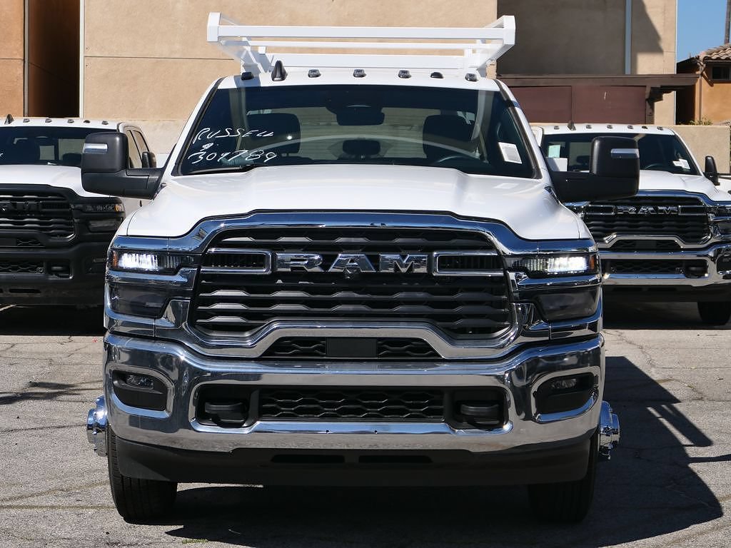 New 2026 RAM 3500 Tradesman w/ Chrome Appearance Group A AWD/4WD image 6
