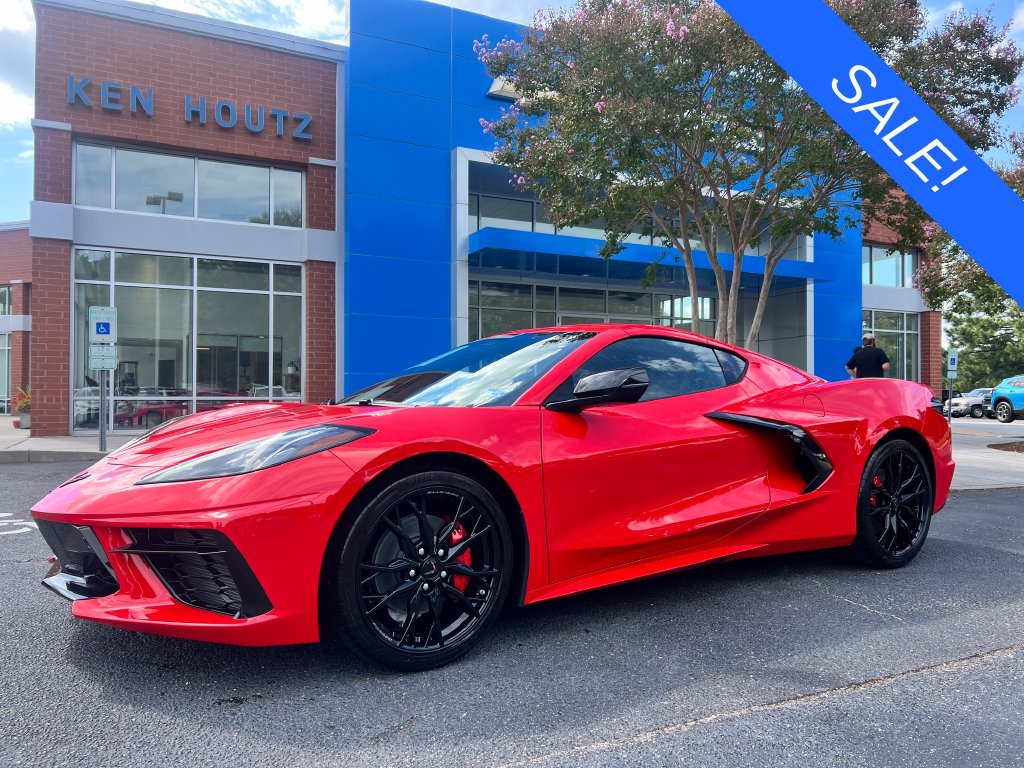 New 2027 Chevrolet Corvette Stingray Coupe w/ Battery Protection Package RWD image 1