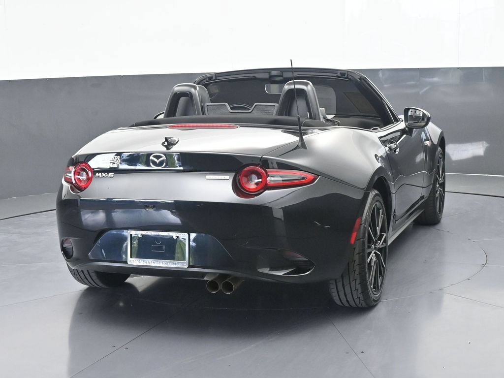 Used 2024 MAZDA MX-5 Miata Grand Touring w/ Weather Package RWD image 5