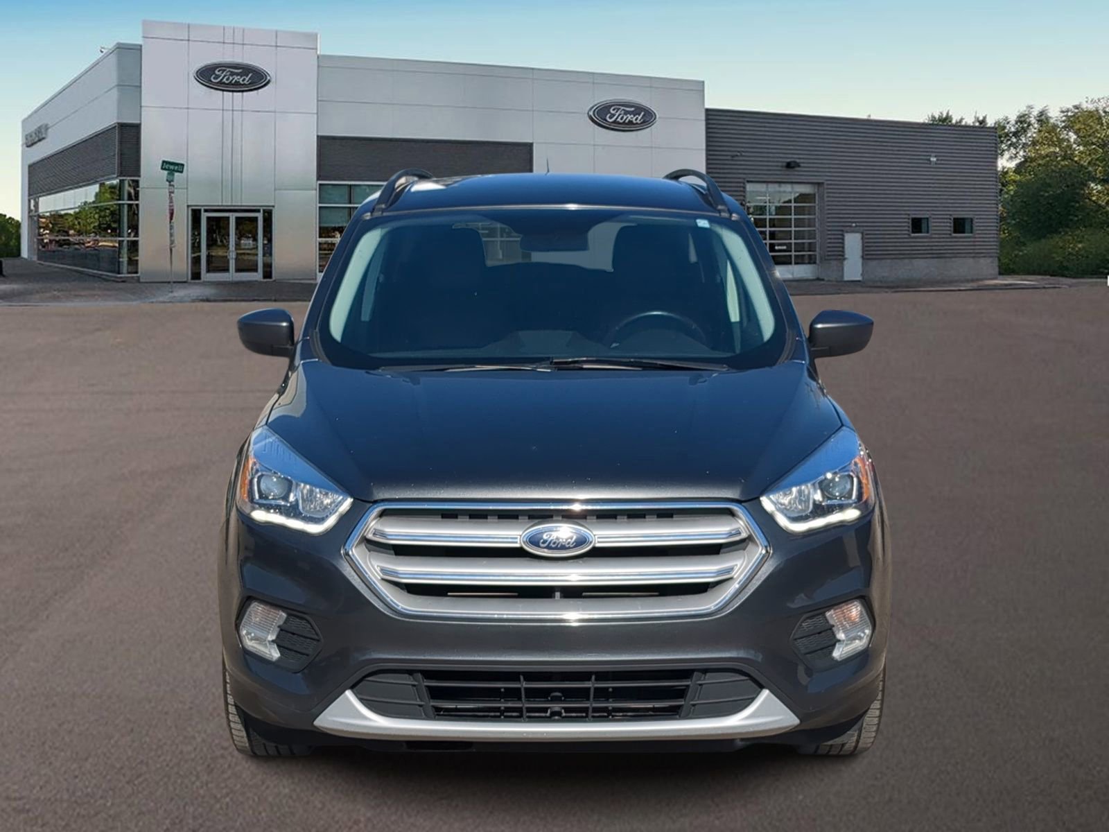 Used 2018 Ford Escape SEL image 3