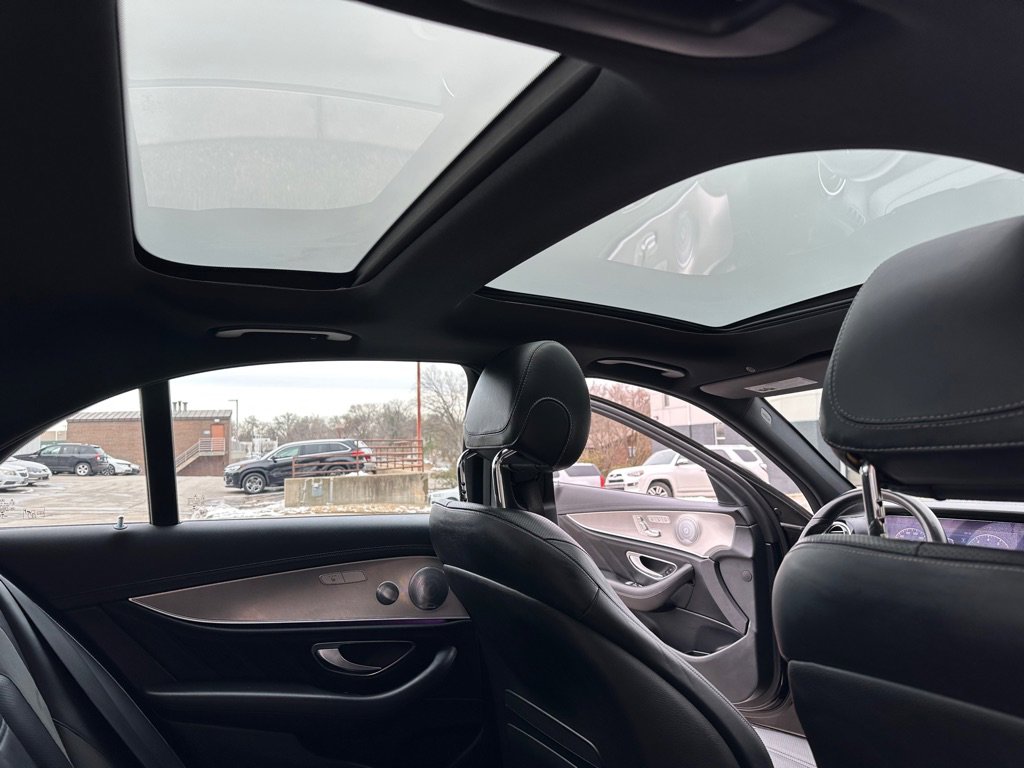 Used 2018 Mercedes-Benz E 43 AMG 4MATIC Sedan w/ Premium 3 Package image 23