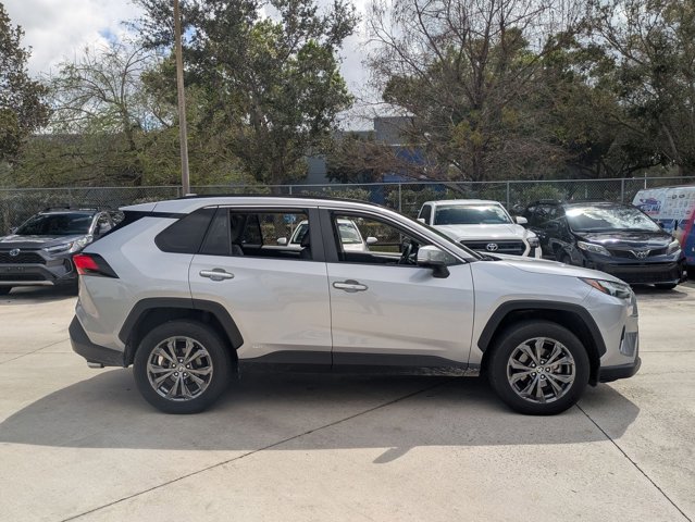 Used 2023 Toyota RAV4 Limited image 4