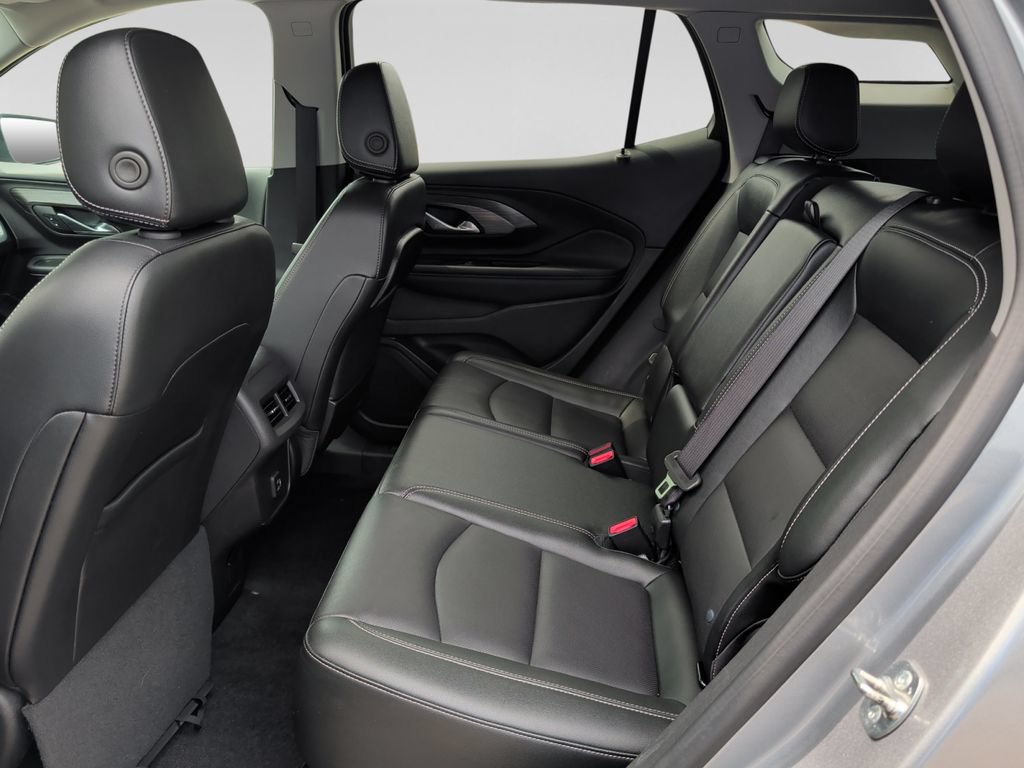 Used 2024 GMC Terrain SLT AWD/4WD image 31