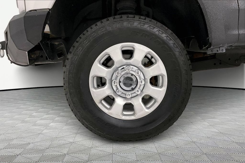 Used 2019 Ford F350 XL AWD/4WD image 25