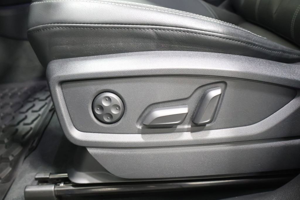 Used 2023 Audi Q5 2.0T Premium Plus w/ Premium Plus Package image 14