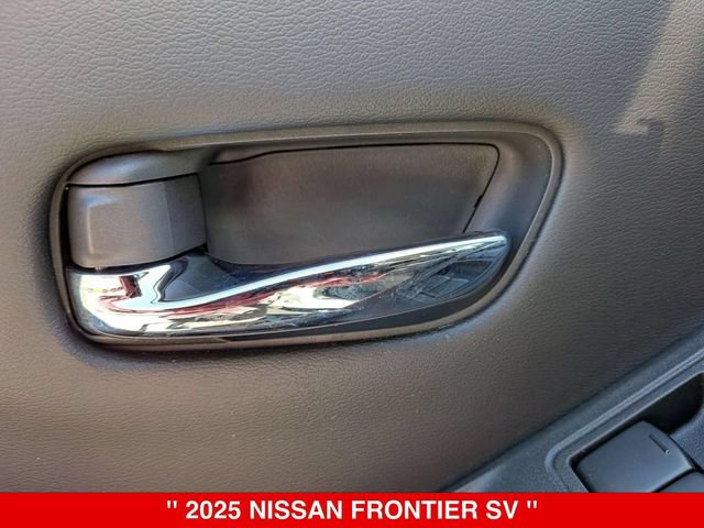 Certified 2025 Nissan Frontier SV AWD/4WD image 13