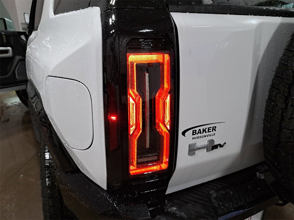 New 2025 GMC Hummer EV 2X image 44