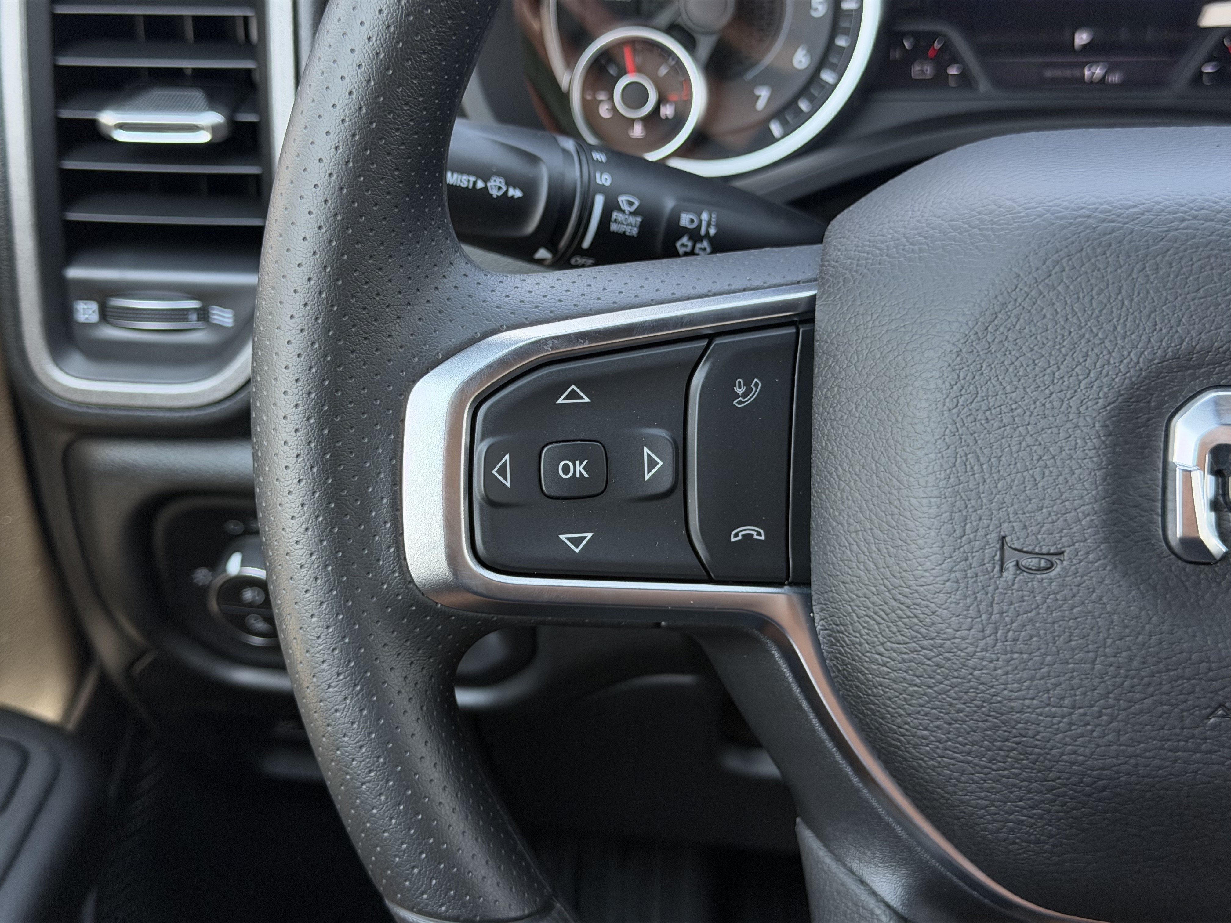New 2026 RAM 1500 Warlock AWD/4WD image 18
