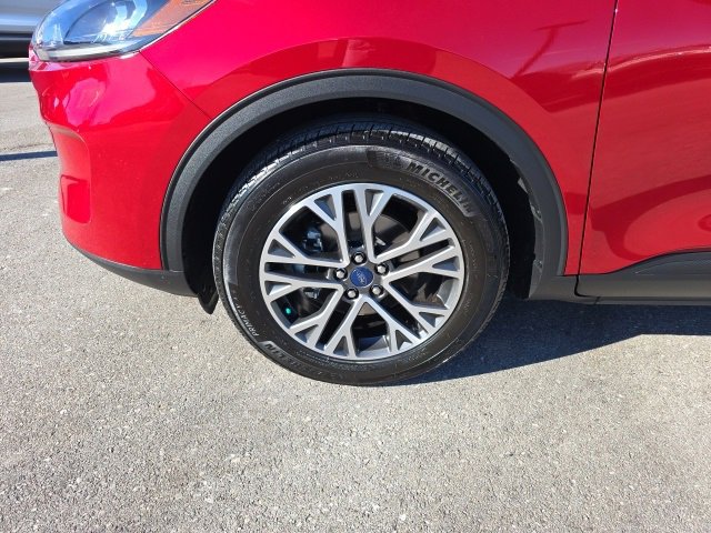 Certified 2020 Ford Escape SEL image 9