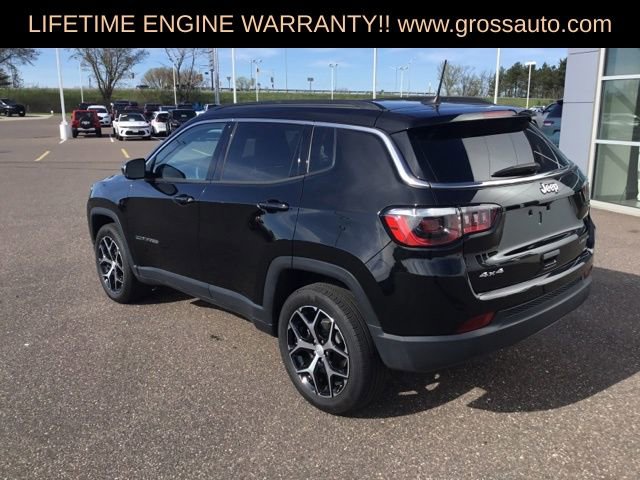Used 2024 Jeep Compass Limited AWD/4WD image 6