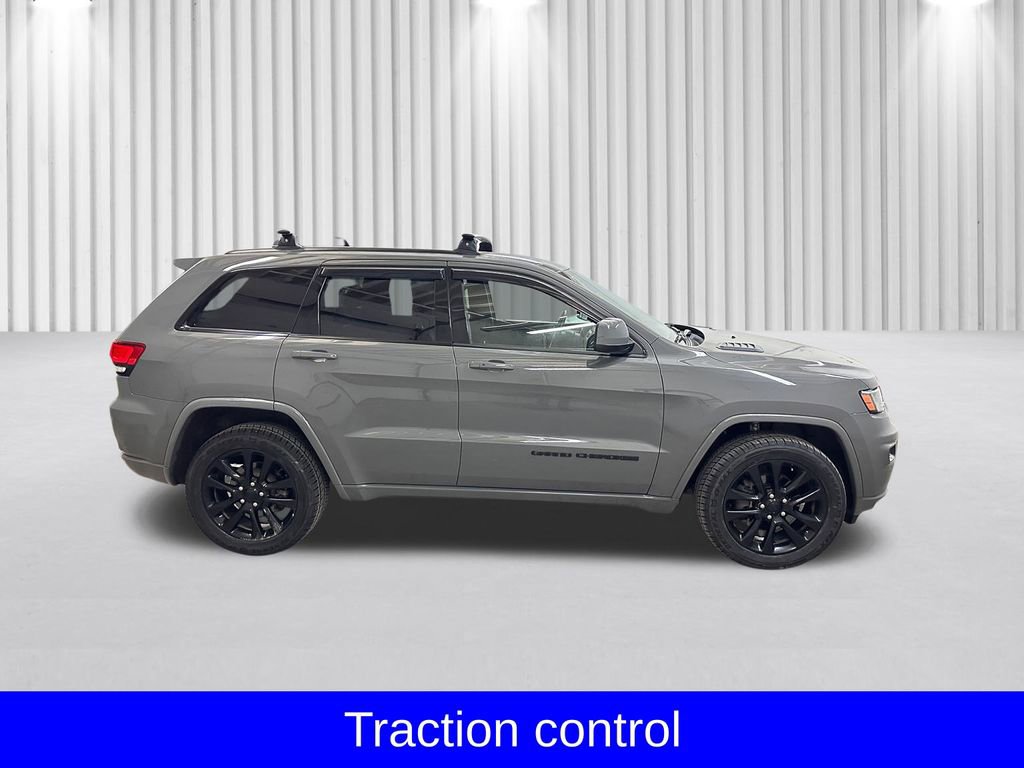 Used 2019 Jeep Grand Cherokee Altitude image 5