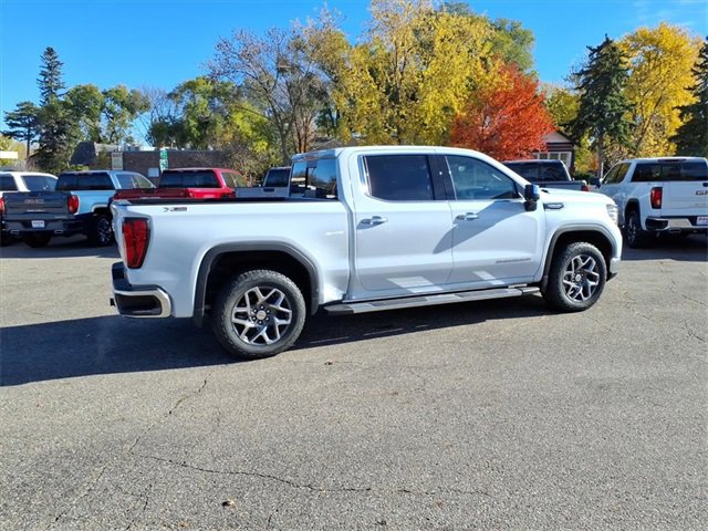 New 2026 GMC Sierra 1500 SLT w/ SLT Premium Plus Package image 3