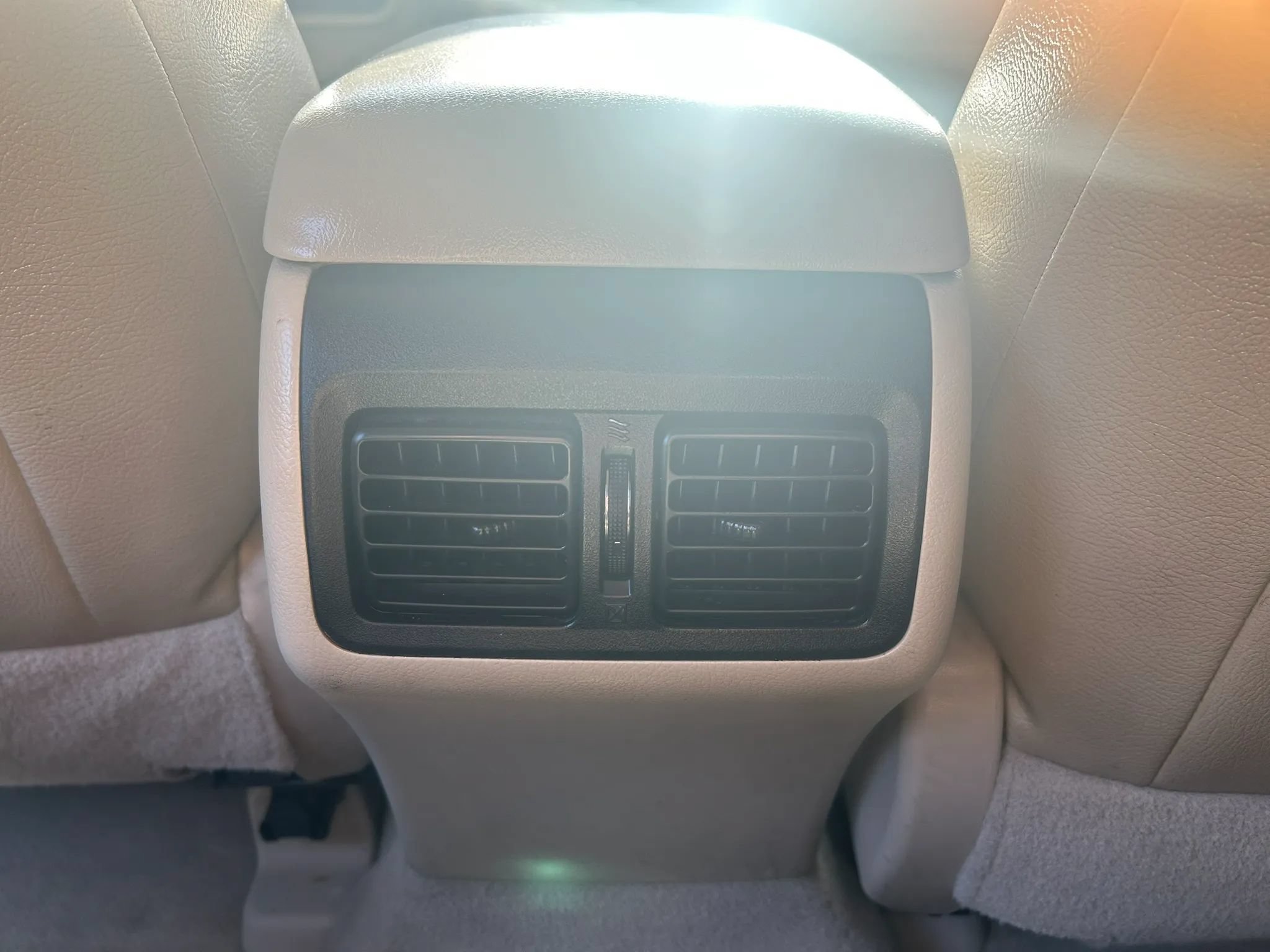 Used 2013 Toyota Camry XLE FWD image 22