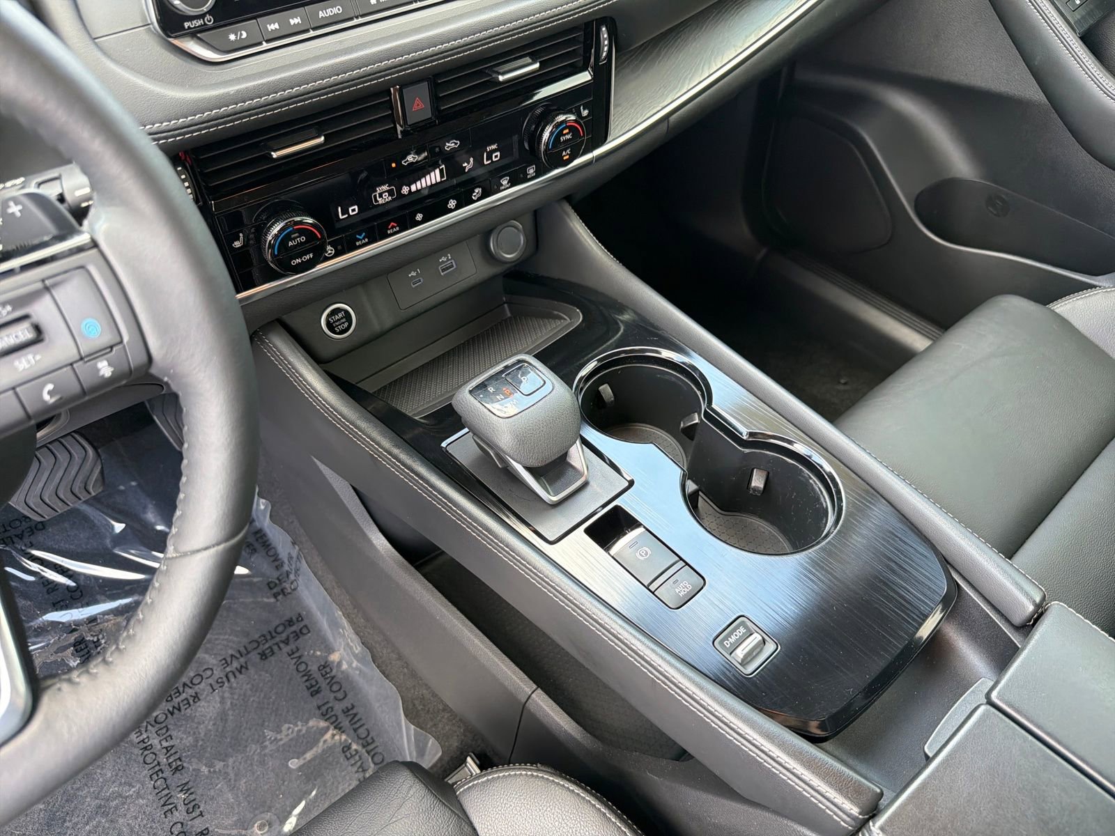 Used 2021 Nissan Rogue SL image 18