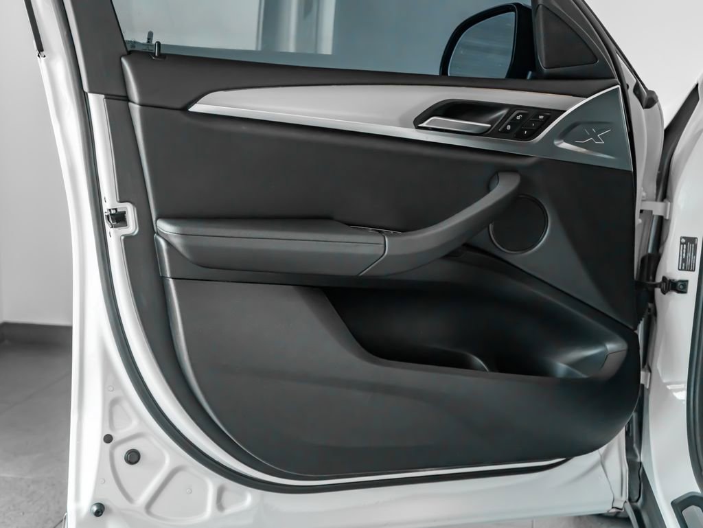 Used 2021 BMW X4 xDrive30i w/ Premium Package 3 image 12