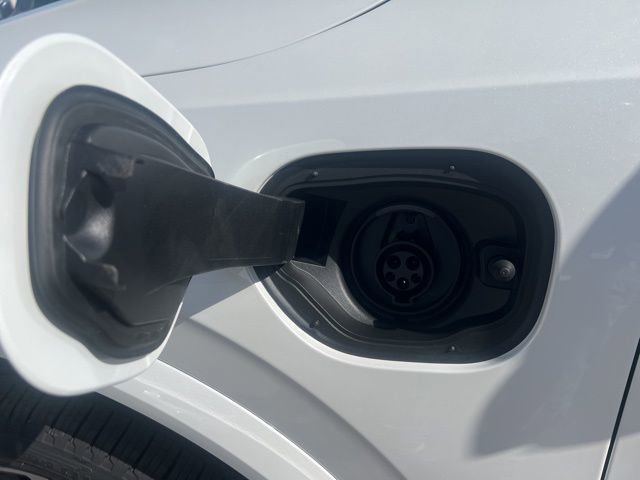 New 2026 Volvo XC90 T8 Plus w/ Protection Package image 34