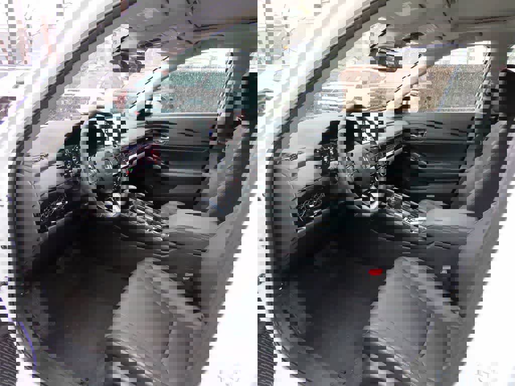 Used 2023 Honda Accord Touring image 2