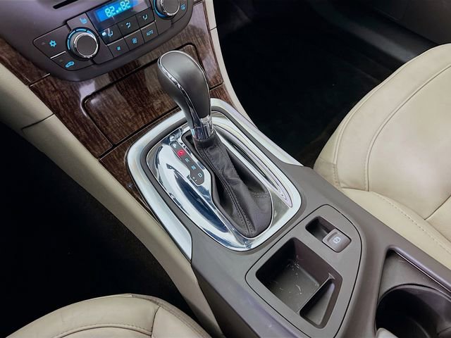 Used 2012 Buick Regal Premium FWD image 21